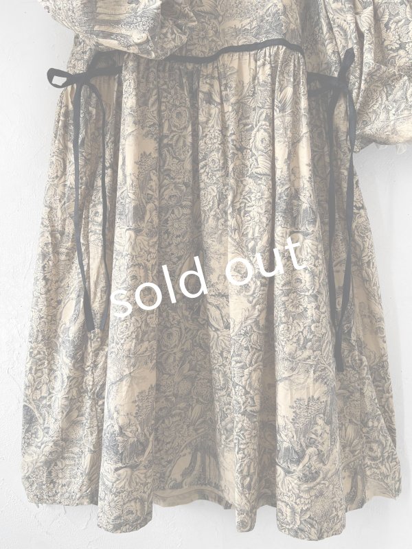 画像2: shizuka's／トワルドジュイのリボンワンピース（パフスリーブ）ベージュ (2)