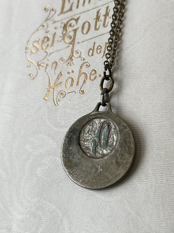画像6: antique／ルルドの泉のメダイネックレス (6)