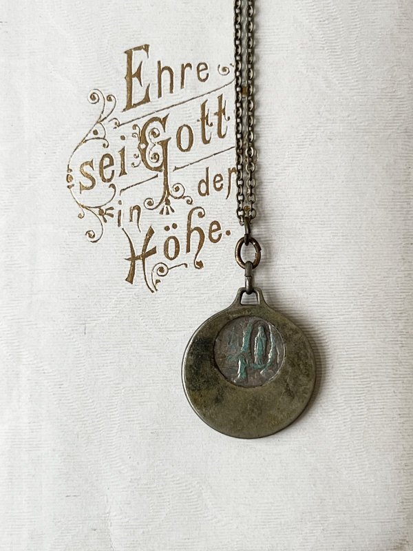 画像5: antique／ルルドの泉のメダイネックレス (5)