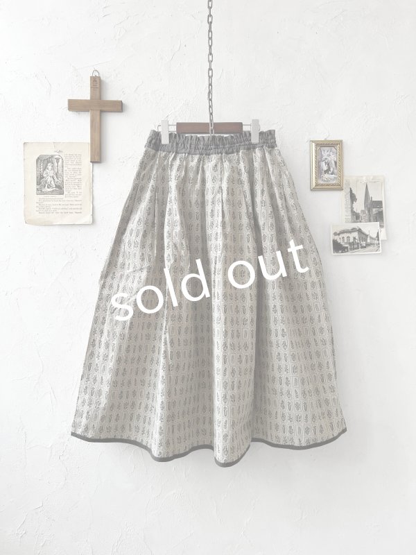 画像7: le ciel／ボタニカルプリントスカート・チャコールグレー (7)