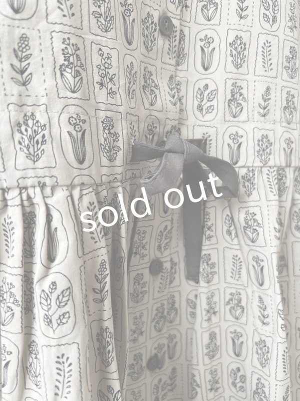 画像4: le ciel／ボタニカルプリントワンピース・グレージュ (4)