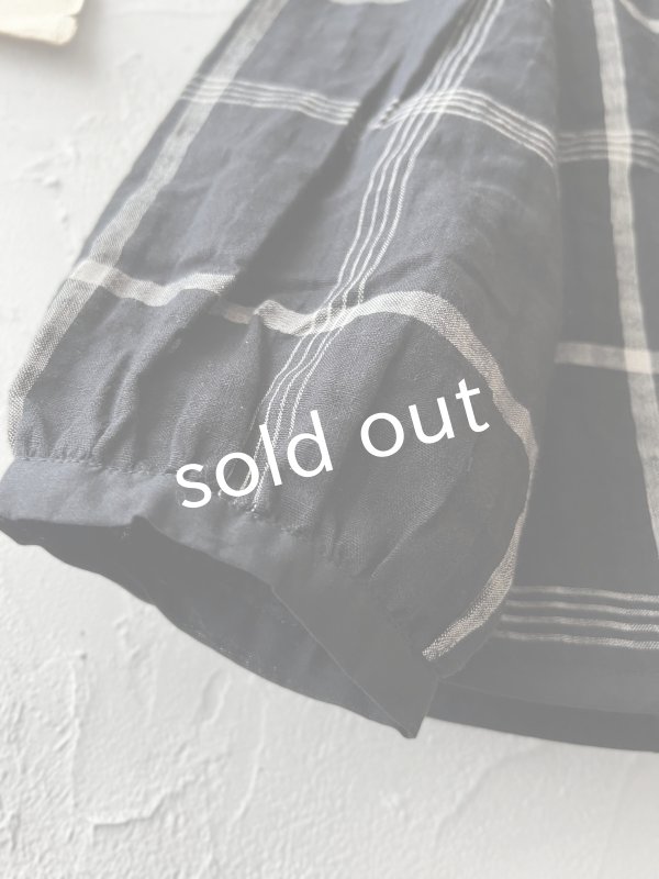 画像4: le ciel a tempsdoux／先染めチェックブラウス・黒 (4)