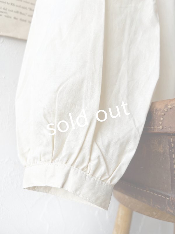 画像6: nous rendent heureux／バテンレース襟ブラウス・ライトベージュ (6)