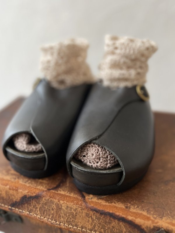 画像7: Diu／オープントゥサンダル・ブラック (7)