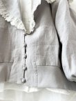画像4: MAGALI /コルトレイクリネン レース襟カーディガン・グレー (4)