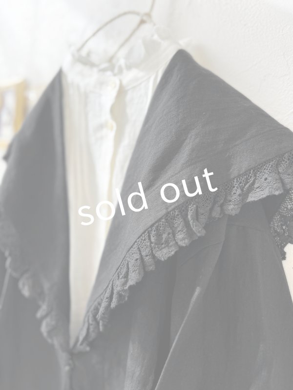 画像2: MAGALI /コルトレイクリネン レース襟カーディガン・ブラック (2)