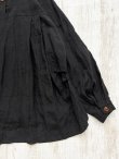 画像11: Reliure／Tucked ruffle collar blouse・black (11)