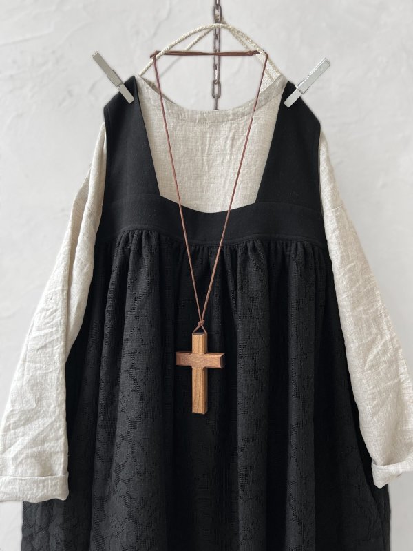 画像2: sorte cuff/レースギャザージャンパースカート・黒 (2)