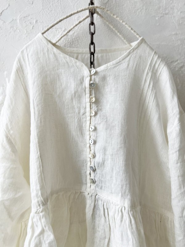 画像3: 08mab/ピンタック多ボタンブラウス・オフ (3)