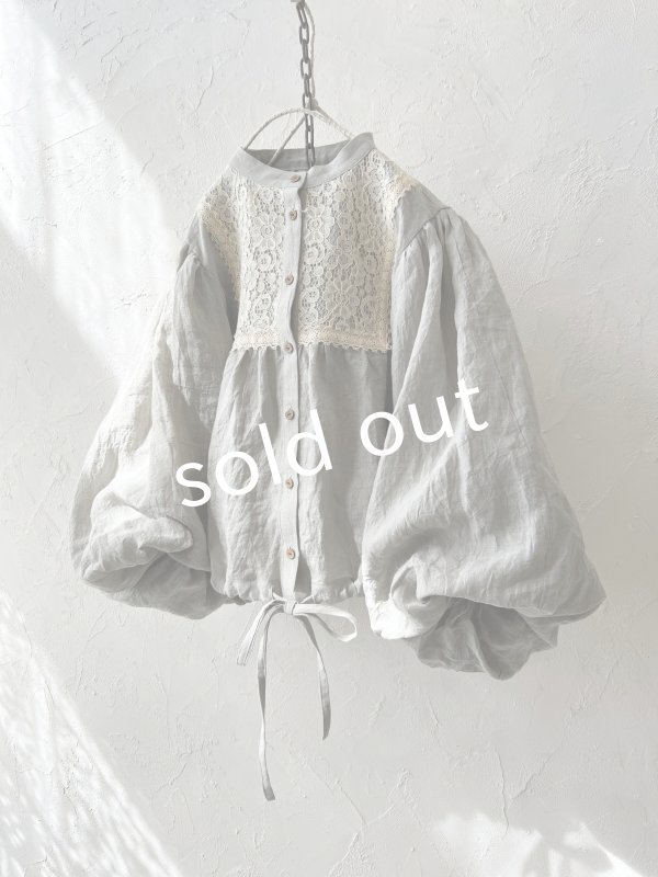 画像2: MARCHE' DE SOEUR／大きなバルーン袖のブラウス・うすグレーA (2)