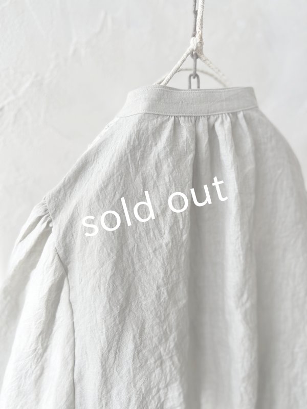 画像9: MARCHE' DE SOEUR／大きなバルーン袖のブラウス・うすグレーA (9)