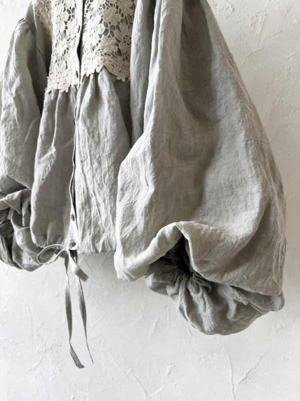 画像3: MARCHE' DE SOEUR／大きなバルーン袖のブラウス・うすグレーB (3)