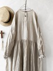 画像9: MARCHE' DE SOEUR／オランダリネン ギャザーワンピース・生成り (9)
