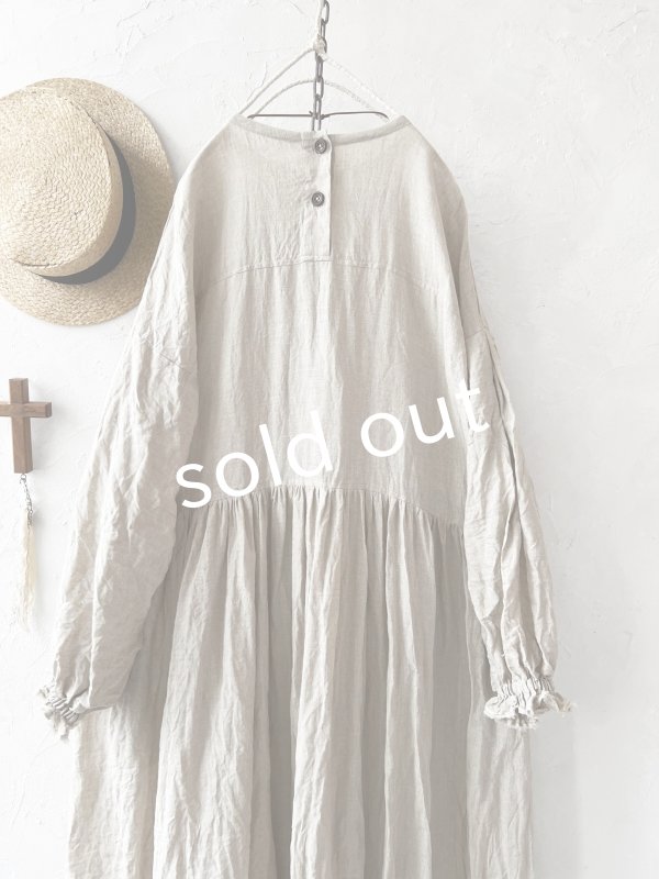 画像9: MARCHE' DE SOEUR／オランダリネン ギャザーワンピース・生成り (9)