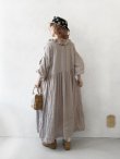 画像14: MARCHE' DE SOEUR／オランダリネン ラッフルギャザーワンピース・生成り (14)