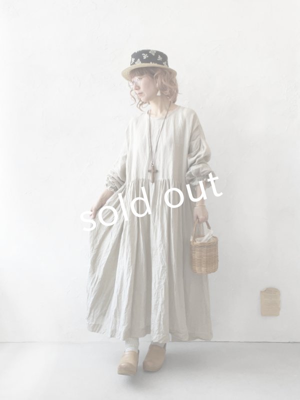 画像11: MARCHE' DE SOEUR／オランダリネン ギャザーワンピース・生成り (11)