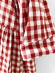画像5: MARCHE' DE SOEUR／スキッパーギャザーワンピース・赤ギンガム (5)