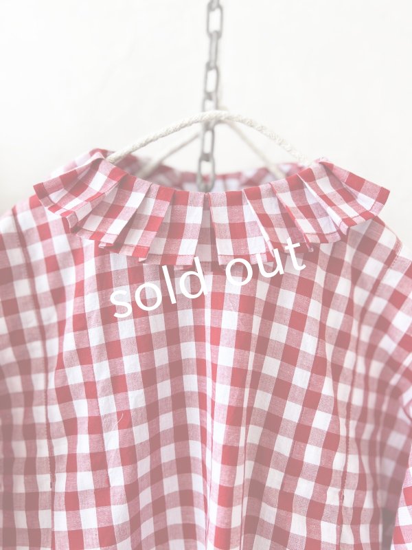 画像2: MARCHE' DE SOEUR／タックフリルカラーブラウス・赤ギンガム (2)