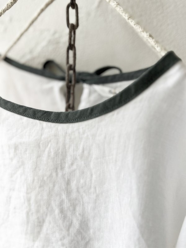 画像2: Crea delice／パイピングりぼんブラウス・オフ (2)