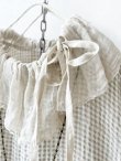 画像3: MARCHE' DE SOEUR／大きなラッフル襟のチュニック・ワッフルベージュに生成り襟 (3)