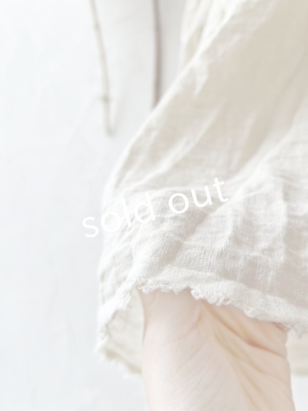 画像6: MARCHE' DE SOEUR／大きなラッフル襟のチュニック・ファナージュミルクに薄グレー襟 (6)