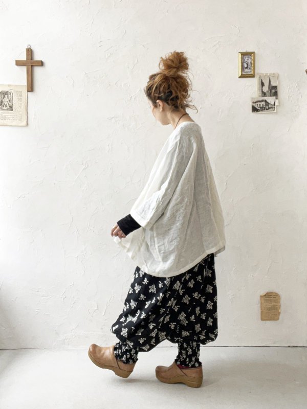 画像13: MARCHE' DE SOEUR／ピエロパンツ・黒ブーケ刺繍 (13)