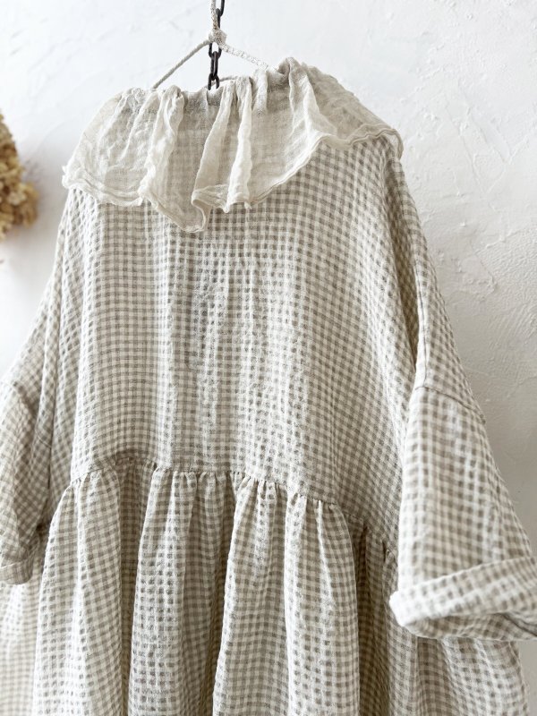 画像11: MARCHE' DE SOEUR／大きなラッフル襟のチュニック・ワッフルベージュに生成り襟 (11)