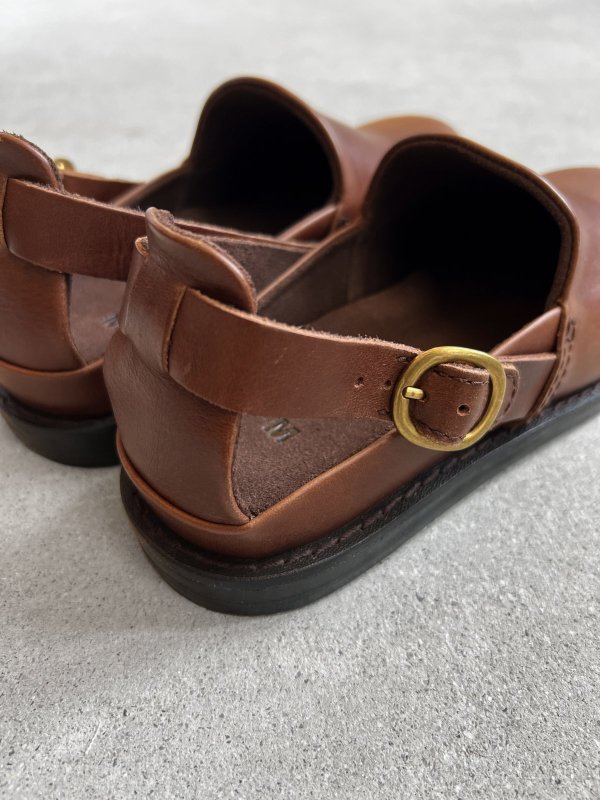 画像10: Diu／本革カメリアサンダル・ダークブラウン (10)