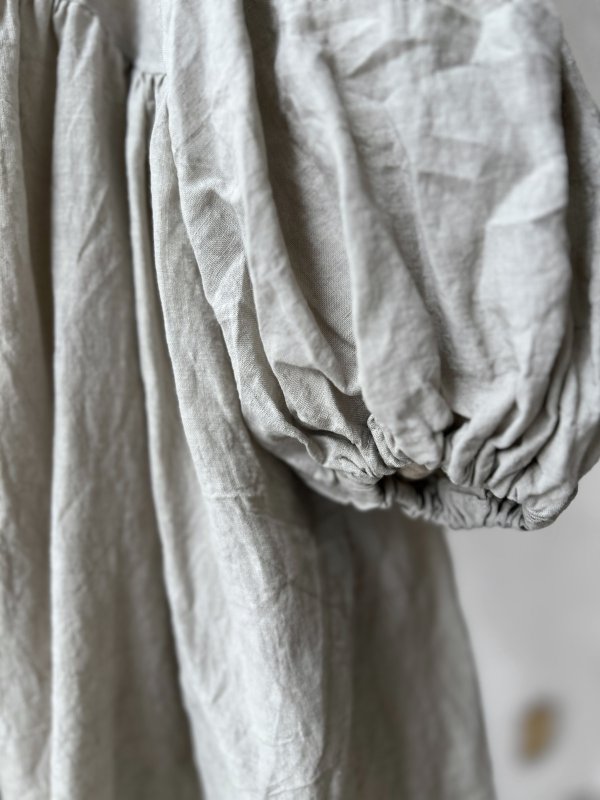 画像4: 【4/24(金)21時から販売】MIFUMIコラボ／janeのワンピース・うすグレー＆bag (4)