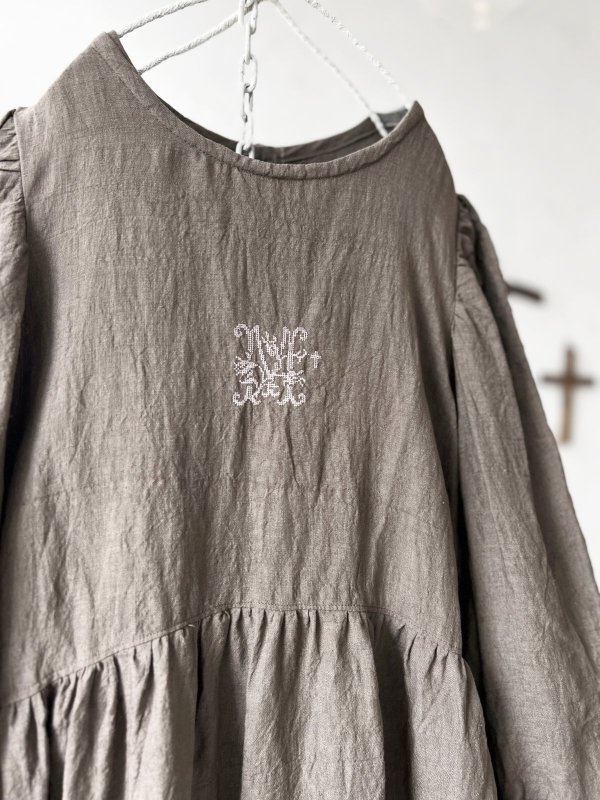 画像2: 【4/24(金)21時から販売】MIFUMIコラボ／janeのワンピース・灰茶＆bag (2)