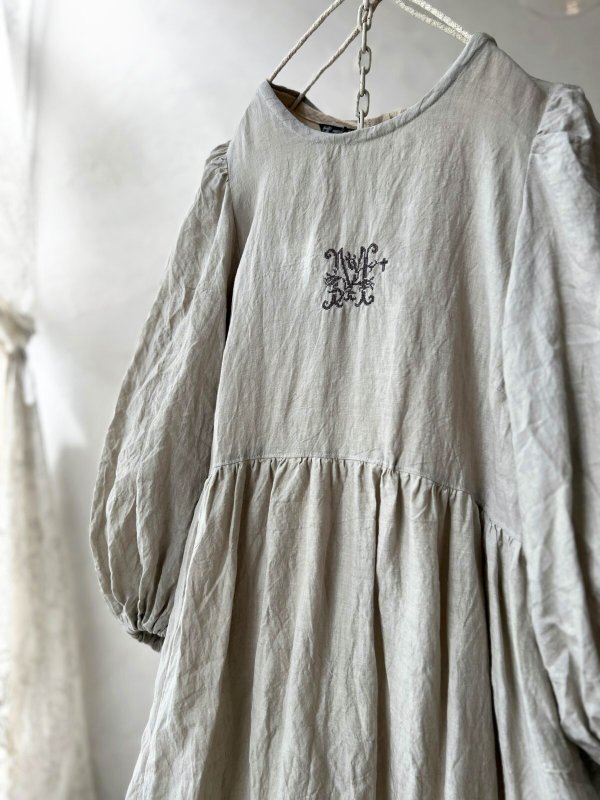 画像2: 【4/24(金)21時から販売】MIFUMIコラボ／janeのワンピース・うすグレー＆bag (2)