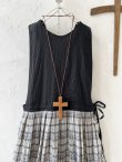 画像2: MARCHE' DE SOEUR／エプロンワンピース・黒×チェック (2)