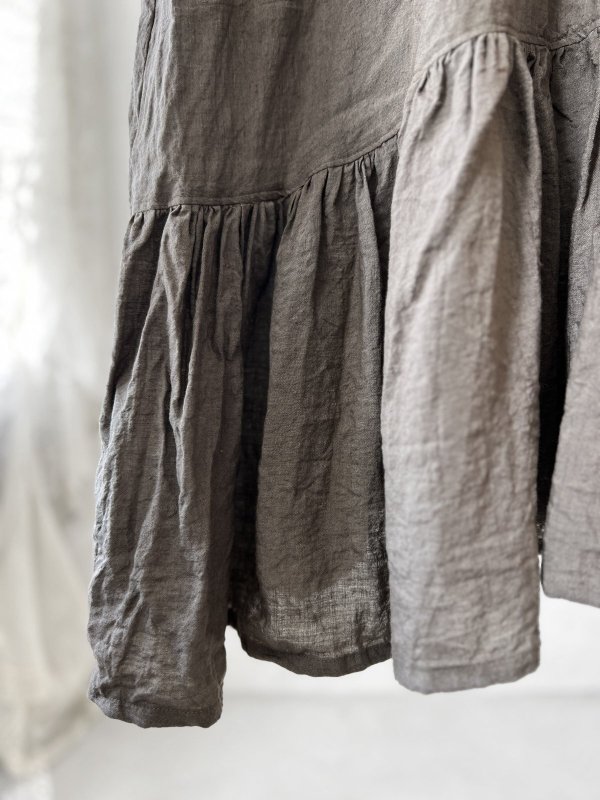 画像4: 【4/24(金)21時から販売】MIFUMIコラボ／sarahのワンピース・灰茶＆bag (4)