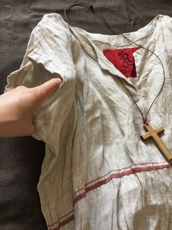 再入荷 Pollenbienco 赤ラインリネンワンピース Marche De Soeur