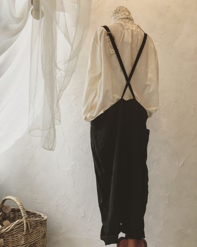 MARCHE' DE SOEUR／リネンサロペットパンツ・スミクロ - MARCHE' DE SOEUR
