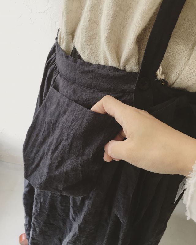 MARCHE' DE SOEUR／東炊き藍リネン・吊りスカート