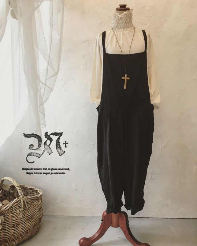 MARCHE' DE SOEUR／リネンサロペットパンツ・スミクロ - MARCHE' DE SOEUR