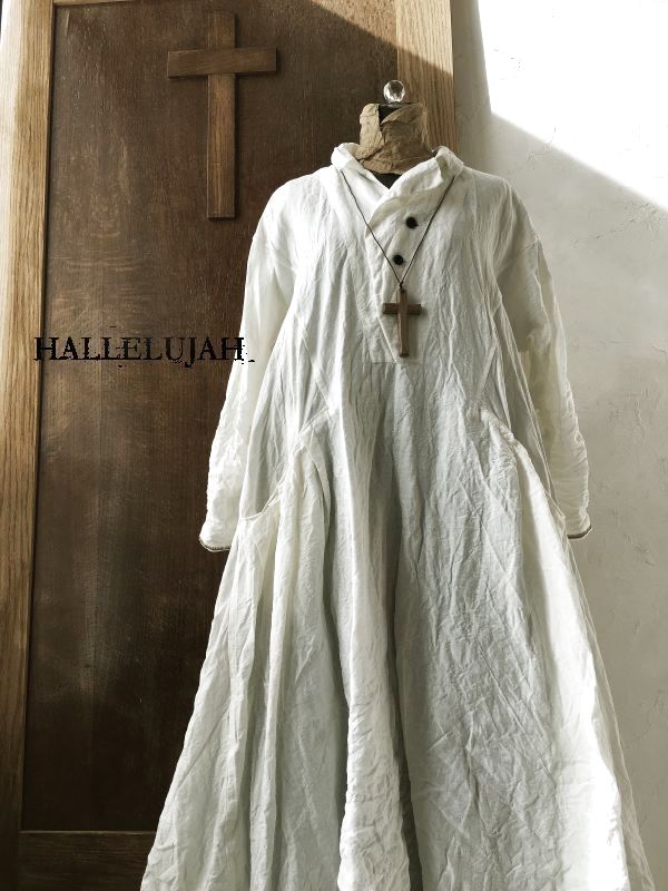 HALLELUJAH／1800年代　Robe de Berger「羊飼いのローブ」chambray white
