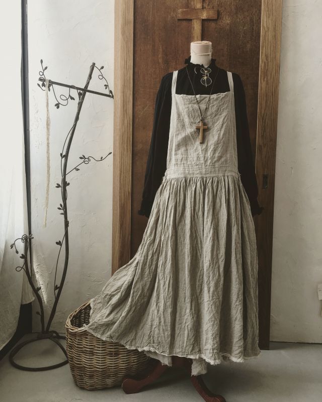 Marche De Soeur ベルギーリネンエプロンワンピース Marche De Soeur