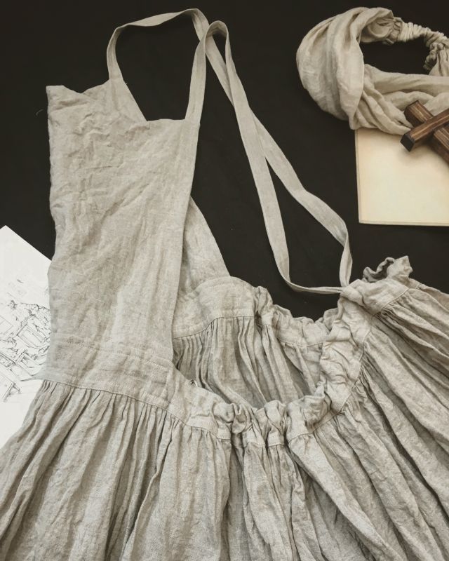 Marche De Soeur ベルギーリネンエプロンワンピース Marche De Soeur
