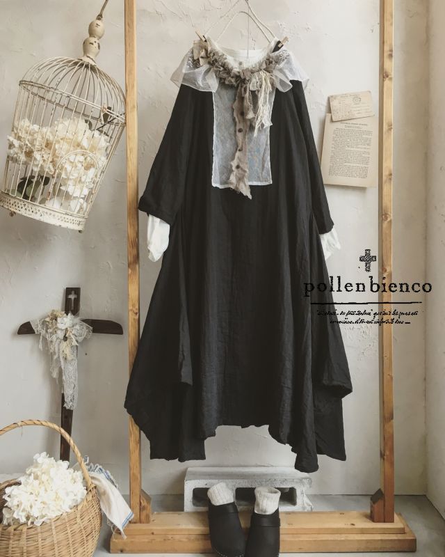 Pollenbienco アンティークレースの教会ワンピース A Marche De Soeur