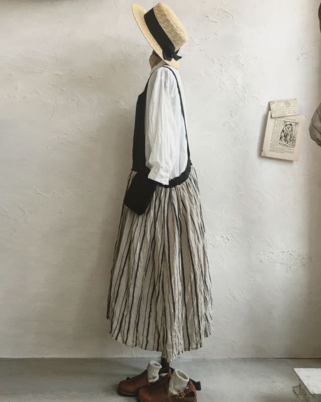 Marche De Soeur ストライプエプロンワンピース 切り替えなし黒 Marche De Soeur