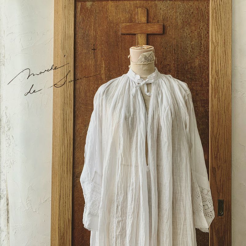 Antiques 1900 年代アンティーク品 司祭服 Marche De Soeur