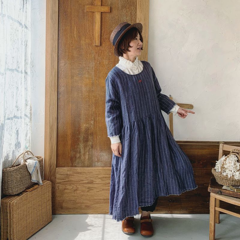 半額sale Marche De Soeur リネンギャザーワンピース ネイビーストライプ Marche De Soeur