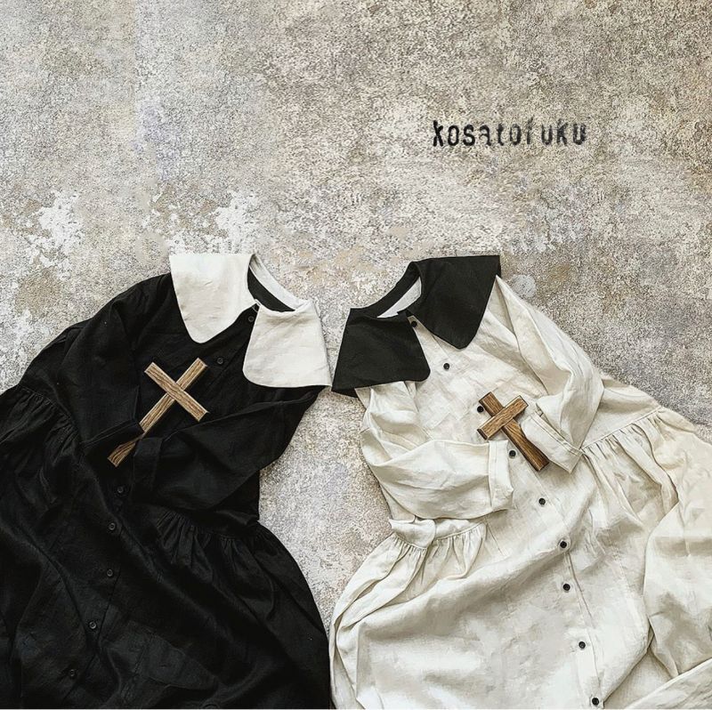 Kosatofuku リネンのラウンドセーラーカラーワンピース ブラック Marche De Soeur Kosatofuku リネンのラウンドセーラーカラーワンピース ブラック Marche De Soeur