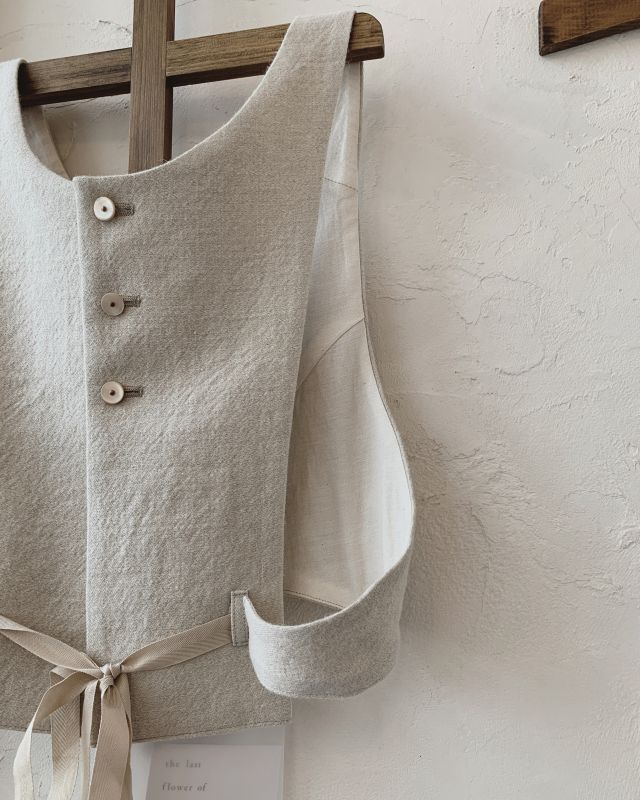 the last flower of the afternoon/寂然たる vest・off white the last flower of the afternoon/寂然たる vest・off white