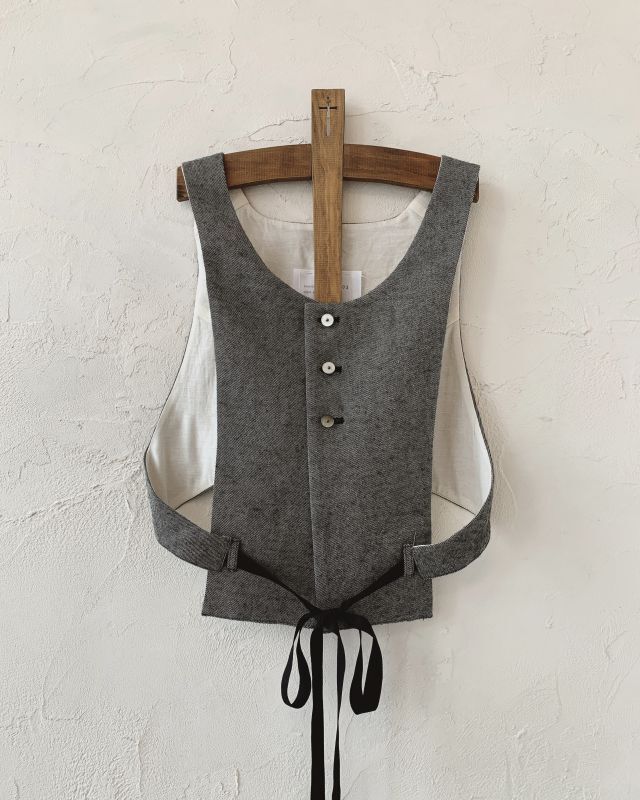 the last flower of the afternoon/寂然たる vest・charcoal - MARCHE the last flower of the afternoon/寂然たる vest・charcoal - MARCHE