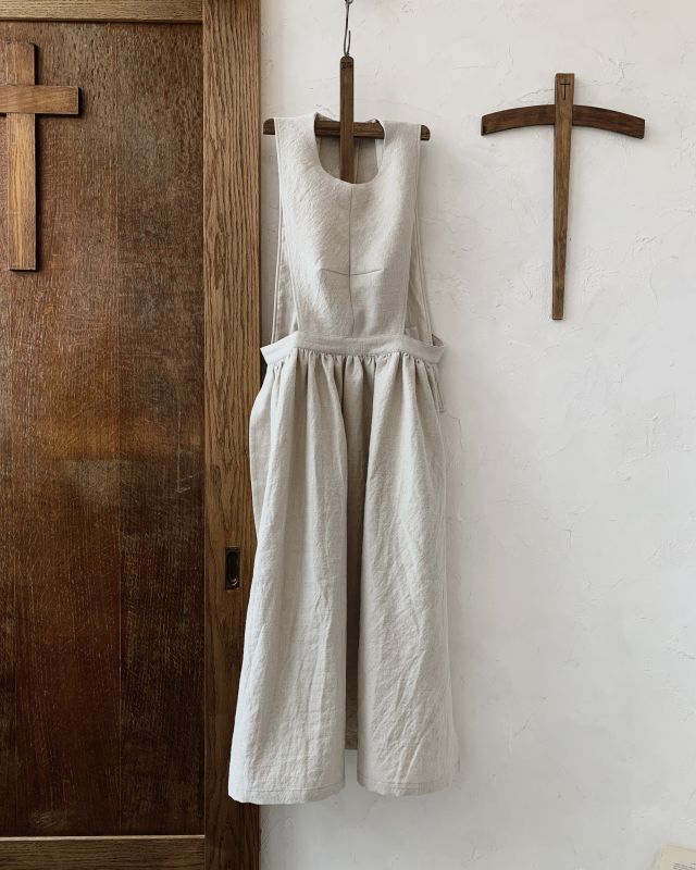 the last flower of the afternoon／寂然たる pinafore vest・off 