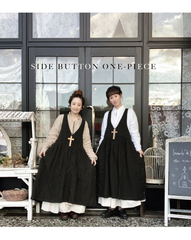 Marche De Soeur サイドボタンのワンピース きなり Marche De Soeur