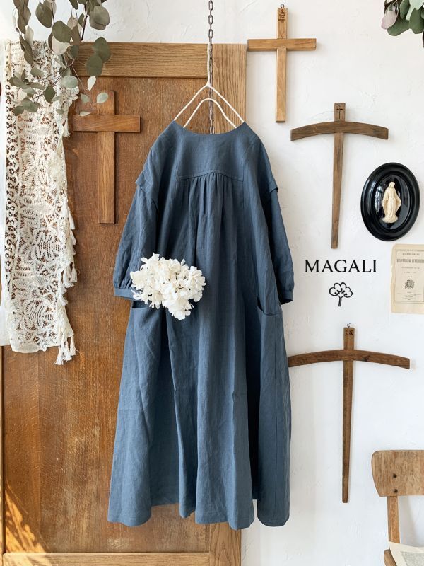ＷＥＢ限定カラー有 MAGALIマガリフレンチリネンスクエアヨーク